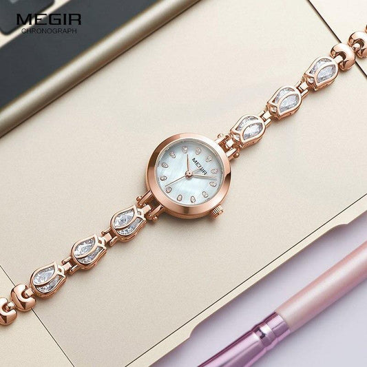 Women's Luxury Crystal Bracelet Watch ⌚✨ Ultra-Thin Quartz Waterproof Elegant Design | STEVVEX 💎🤍