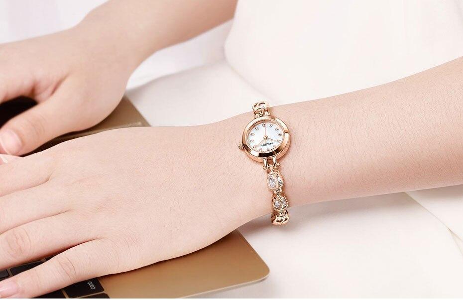 Women's Luxury Crystal Bracelet Watch ⌚✨ Ultra-Thin Quartz Waterproof Elegant Design | STEVVEX 💎🤍